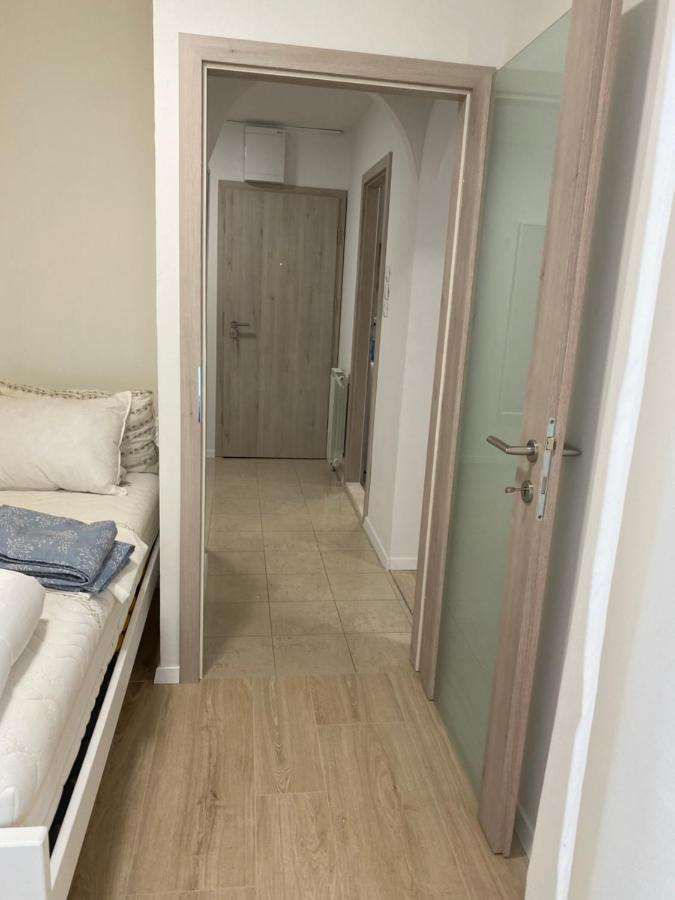 At Alex Apartments コペル エクステリア 写真