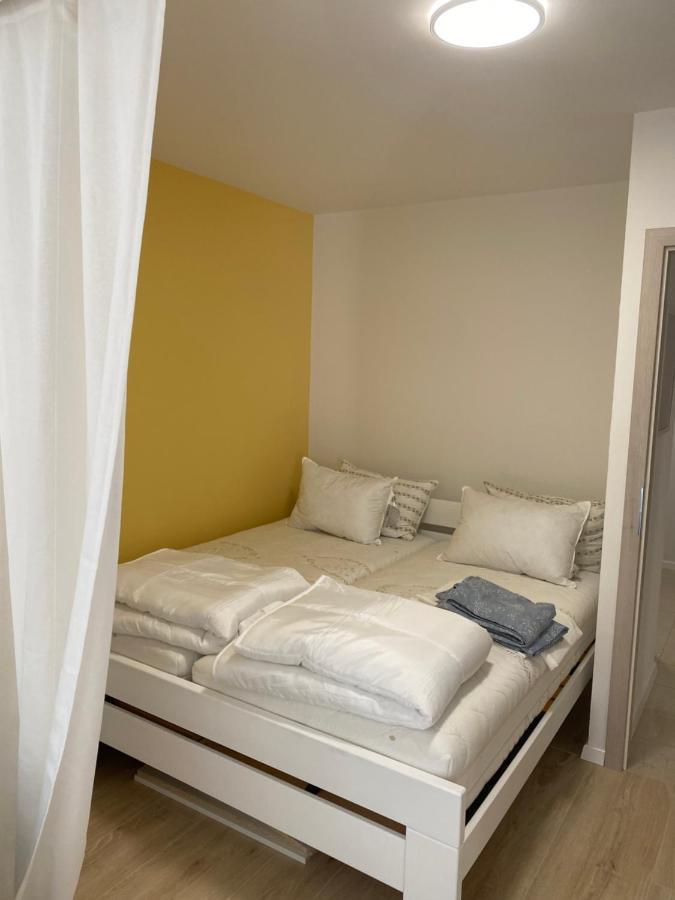 At Alex Apartments コペル エクステリア 写真